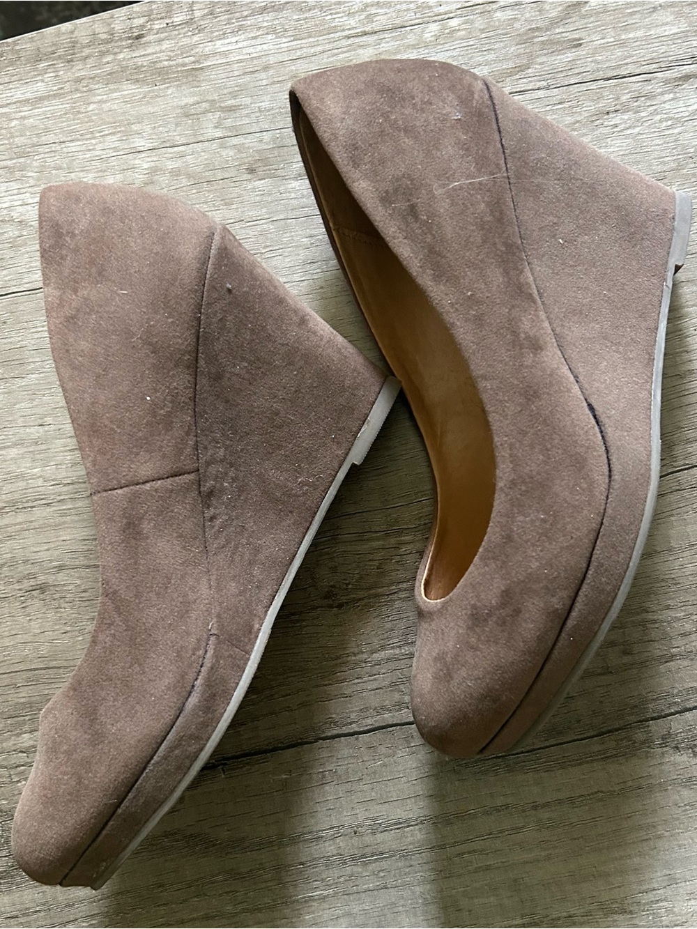 Women's Suede Wedge Pumps - Taupe